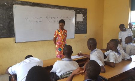 Oma Ehiri speaking to young students in Lagos